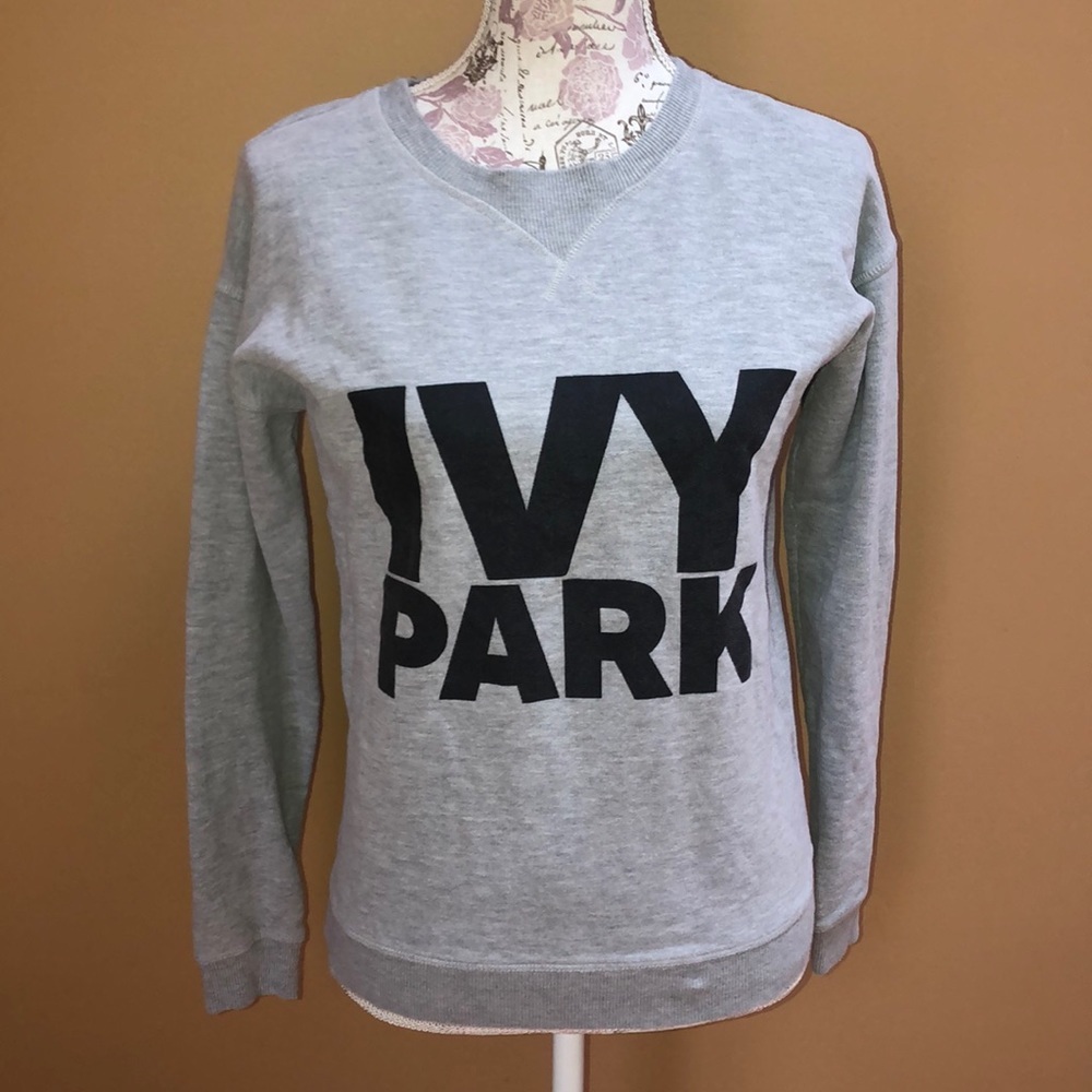 IVY PARK Gray Crew Sweatshirt XS